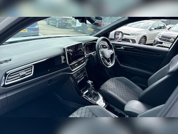 Used Volkswagen T-Roc 2022 for sale - 75511427: Photo