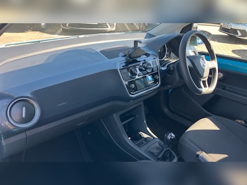 Used Volkswagen up! 2023 for sale - 78340257: Photo