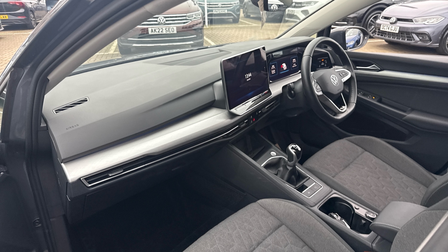 Used Volkswagen Golf 2024 for sale - 77446986: Photo 2