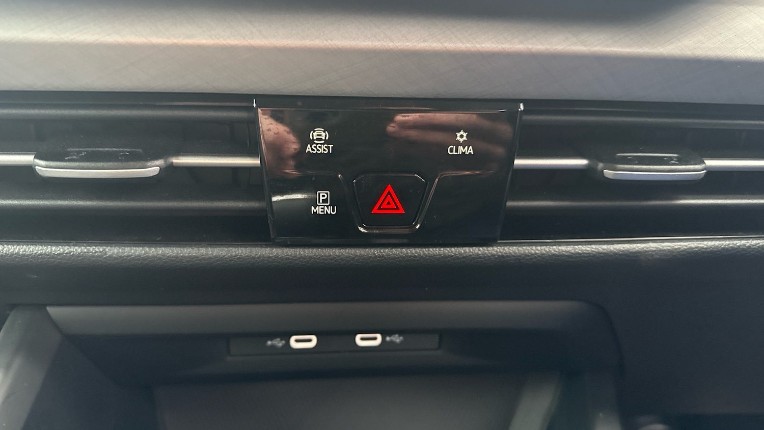 Used Volkswagen Golf 2024 for sale - 77446986: Photo 31