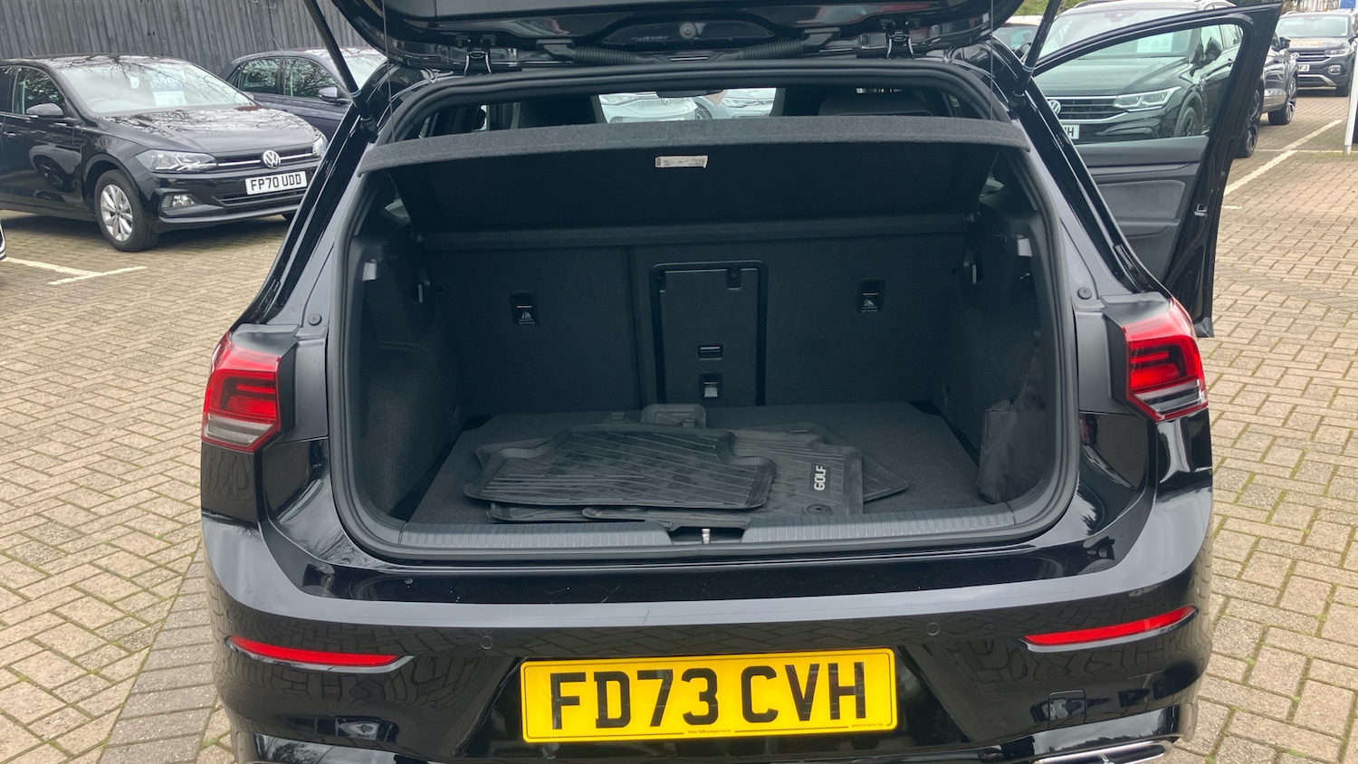 Used Volkswagen Golf 2024 for sale - 77946004: Photo 20