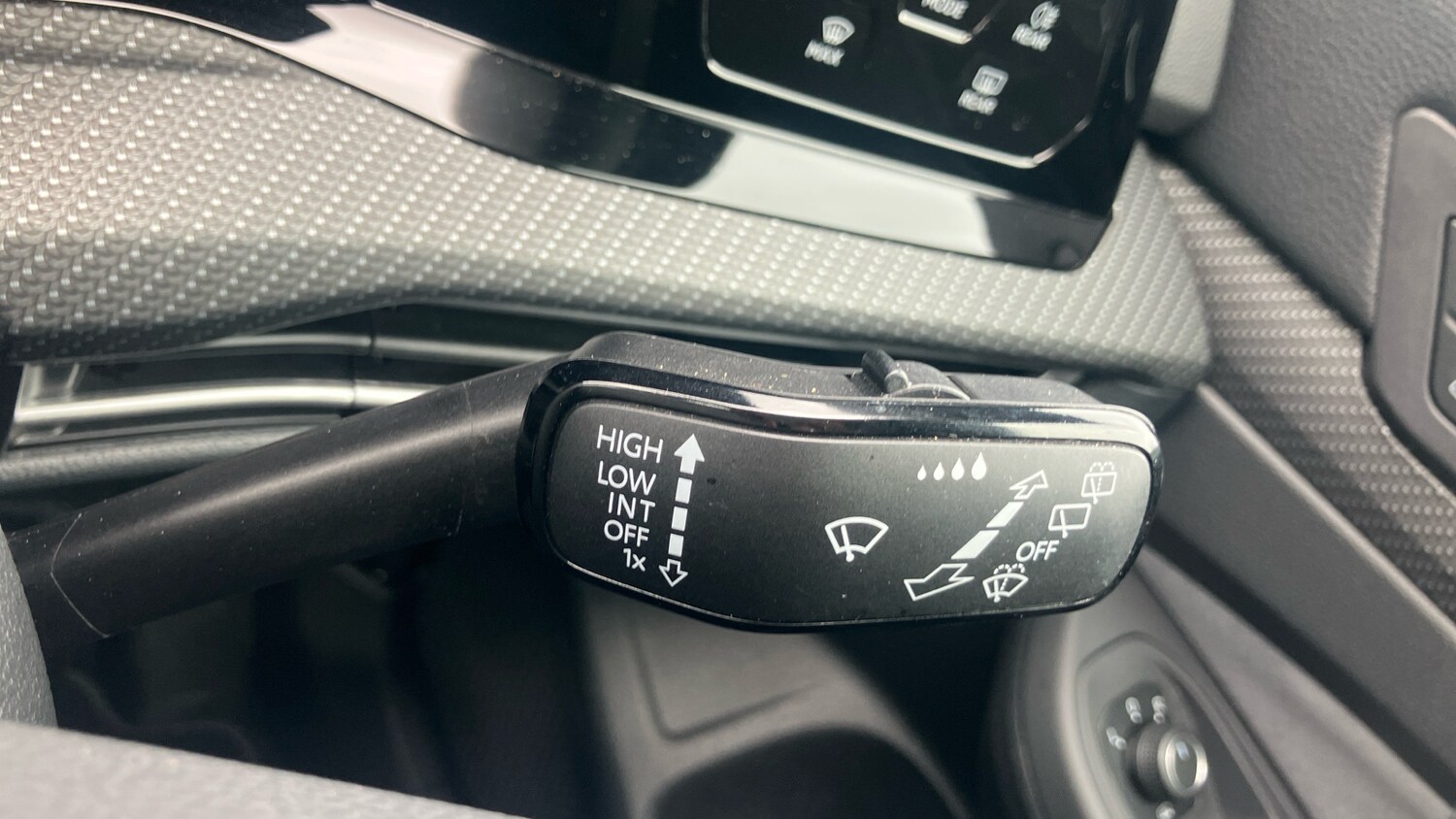 Used Volkswagen Golf 2024 for sale - 77946004: Photo 22