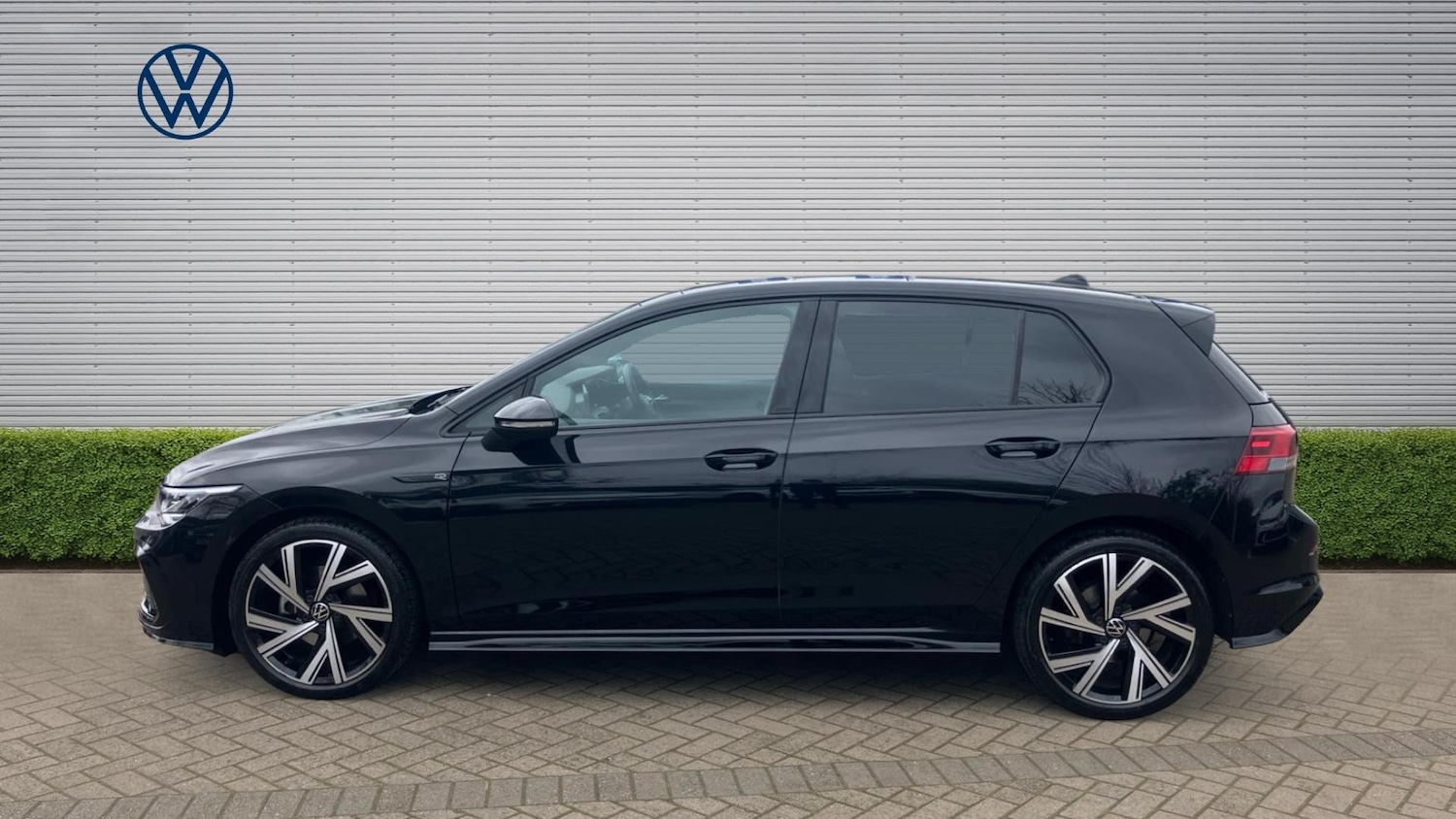 Used Volkswagen Golf 2024 for sale - 77946004: Photo 4