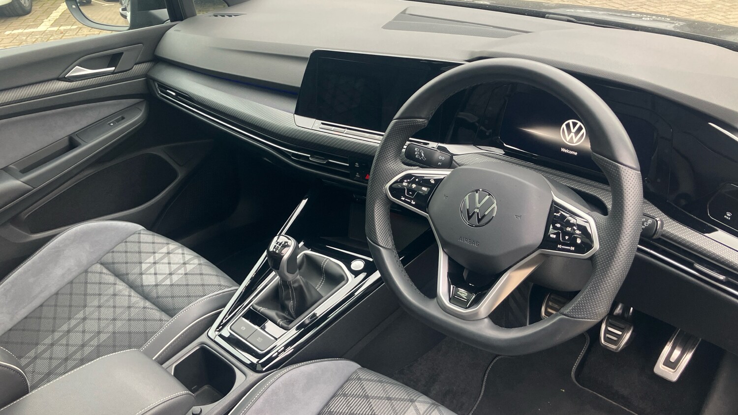 Used Volkswagen Golf 2024 for sale - 77946004: Photo 6