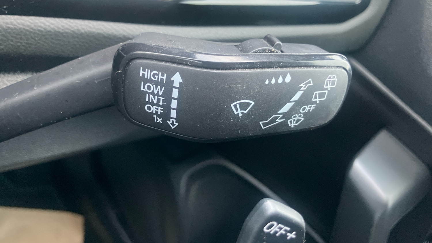 Used Volkswagen T-Roc 2022 for sale - 77461562: Photo 26