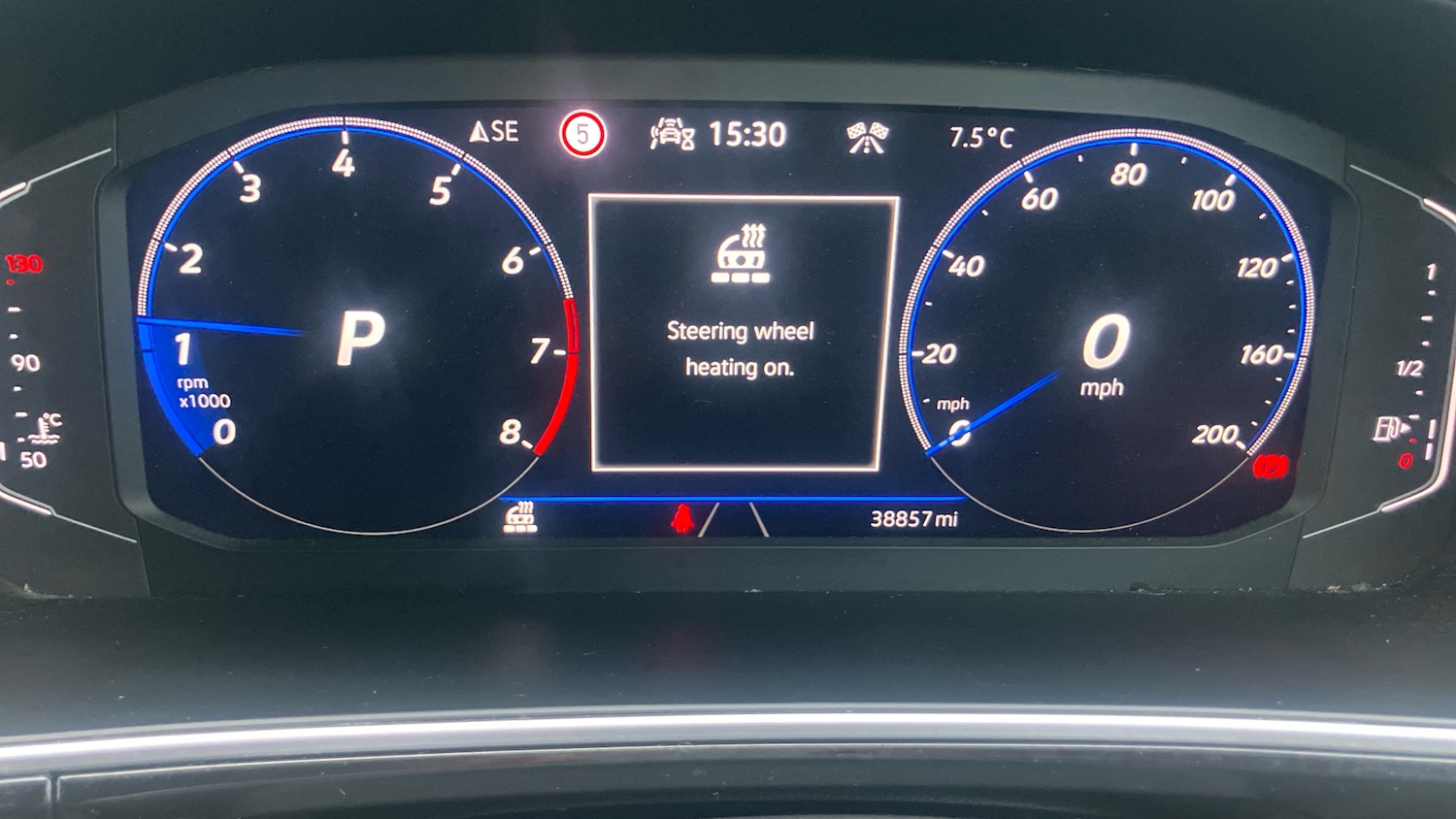 Used Volkswagen T-Roc 2022 for sale - 77461562: Photo 28