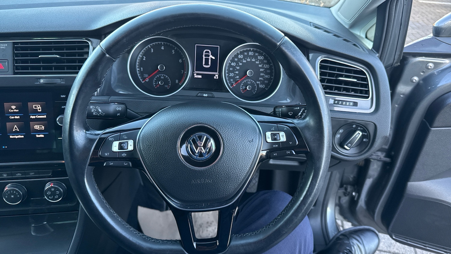 Used Volkswagen Golf 2019 for sale - 76792856: Photo 10