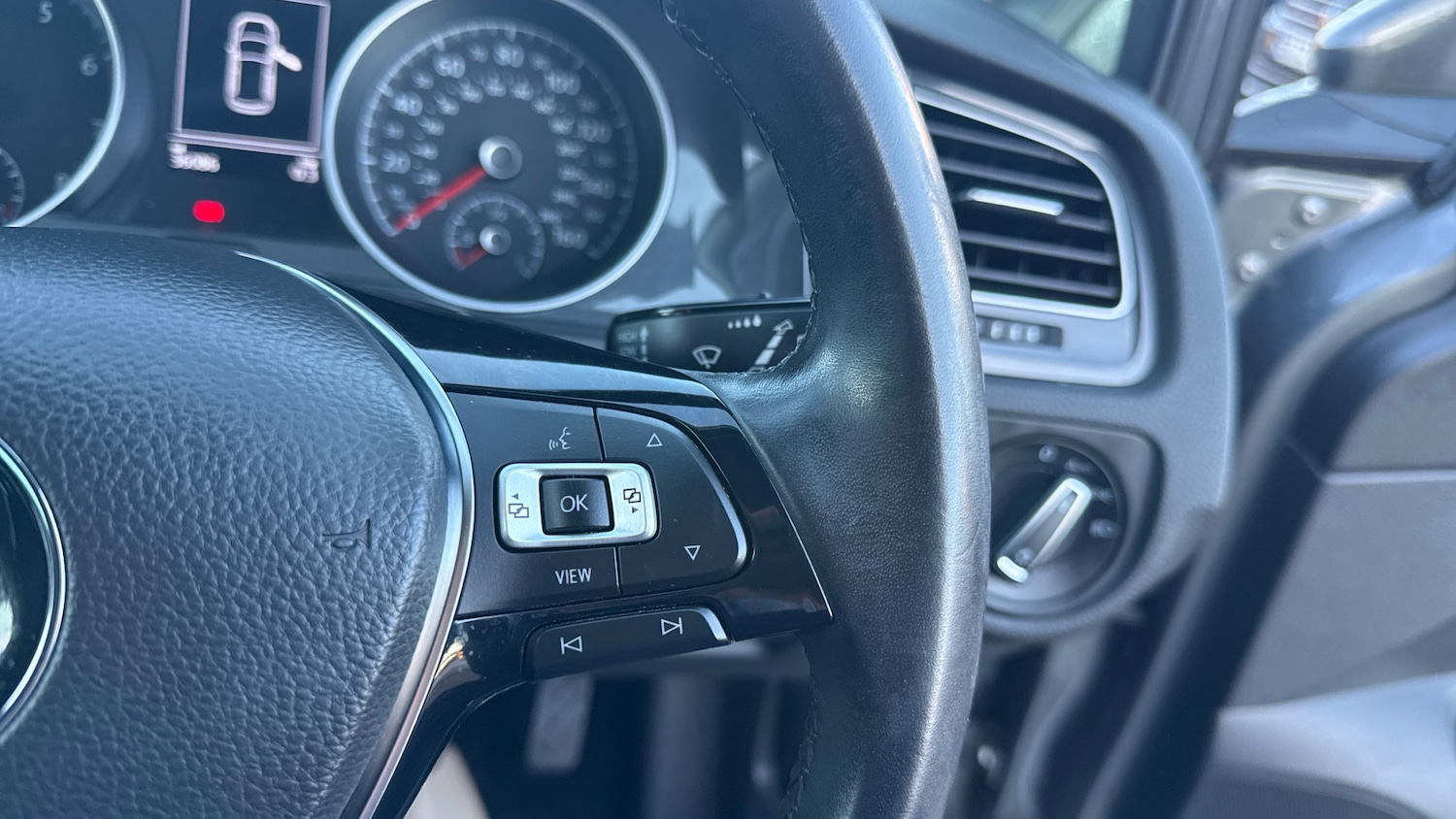 Used Volkswagen Golf 2019 for sale - 76792856: Photo 18