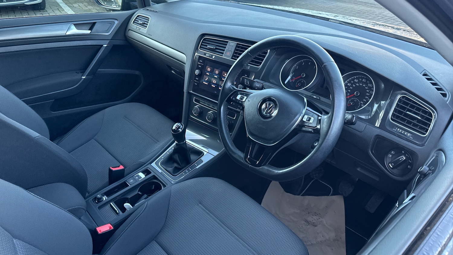 Used Volkswagen Golf 2019 for sale - 76792856: Photo 6