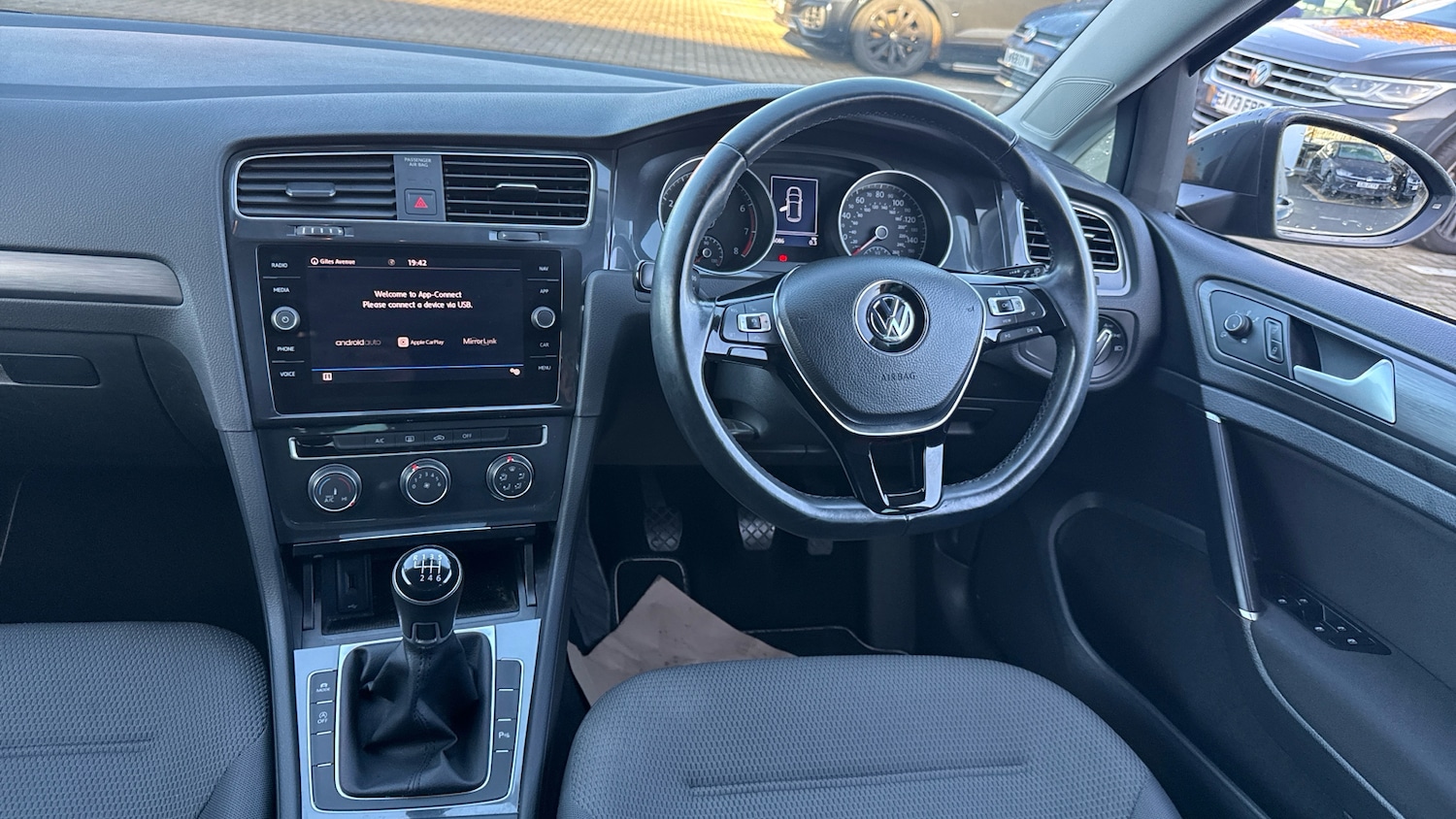 Used Volkswagen Golf 2019 for sale - 76792856: Photo 9