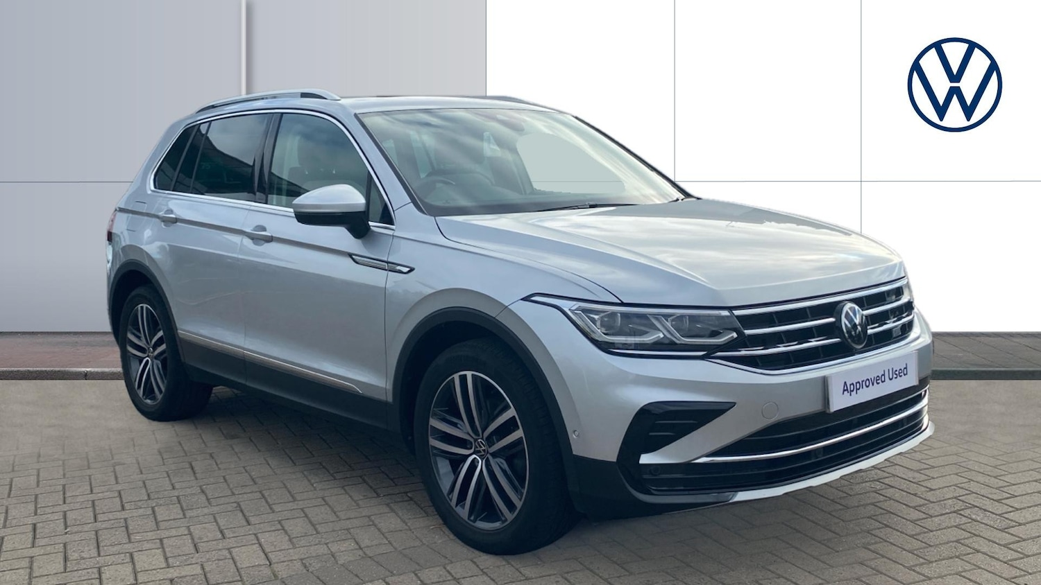 Used Volkswagen Tiguan 2022 for sale - 76354893: Photo 1