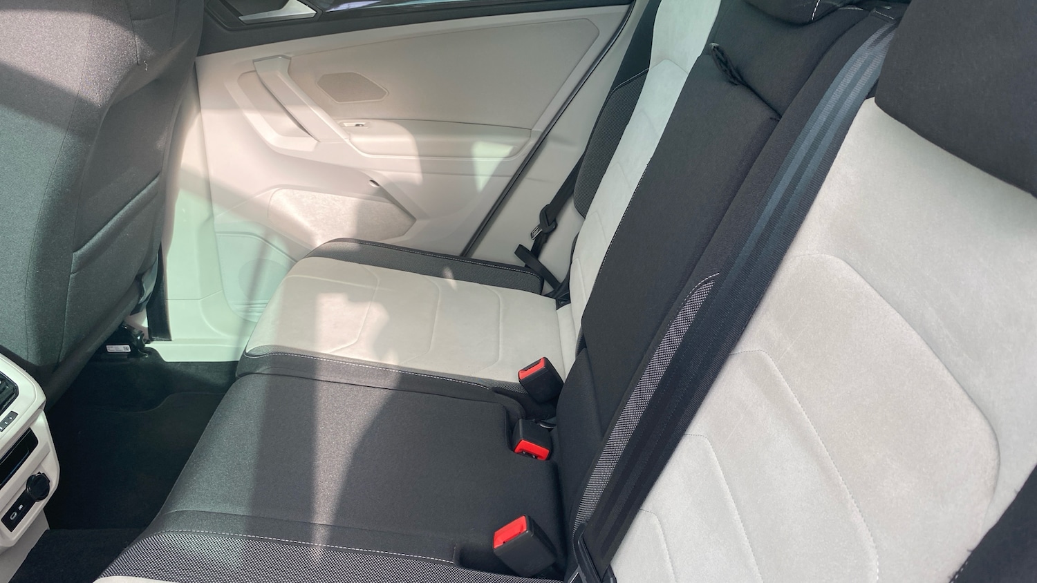 Used Volkswagen Tiguan 2022 for sale - 76354893: Photo 16