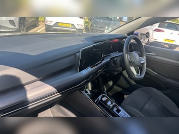 Used Volkswagen Golf 2023 for sale - 79341017: Photo