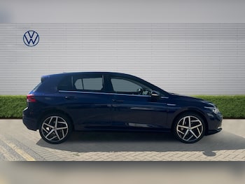 Used Volkswagen Golf 2023 for sale - 79341017: Photo