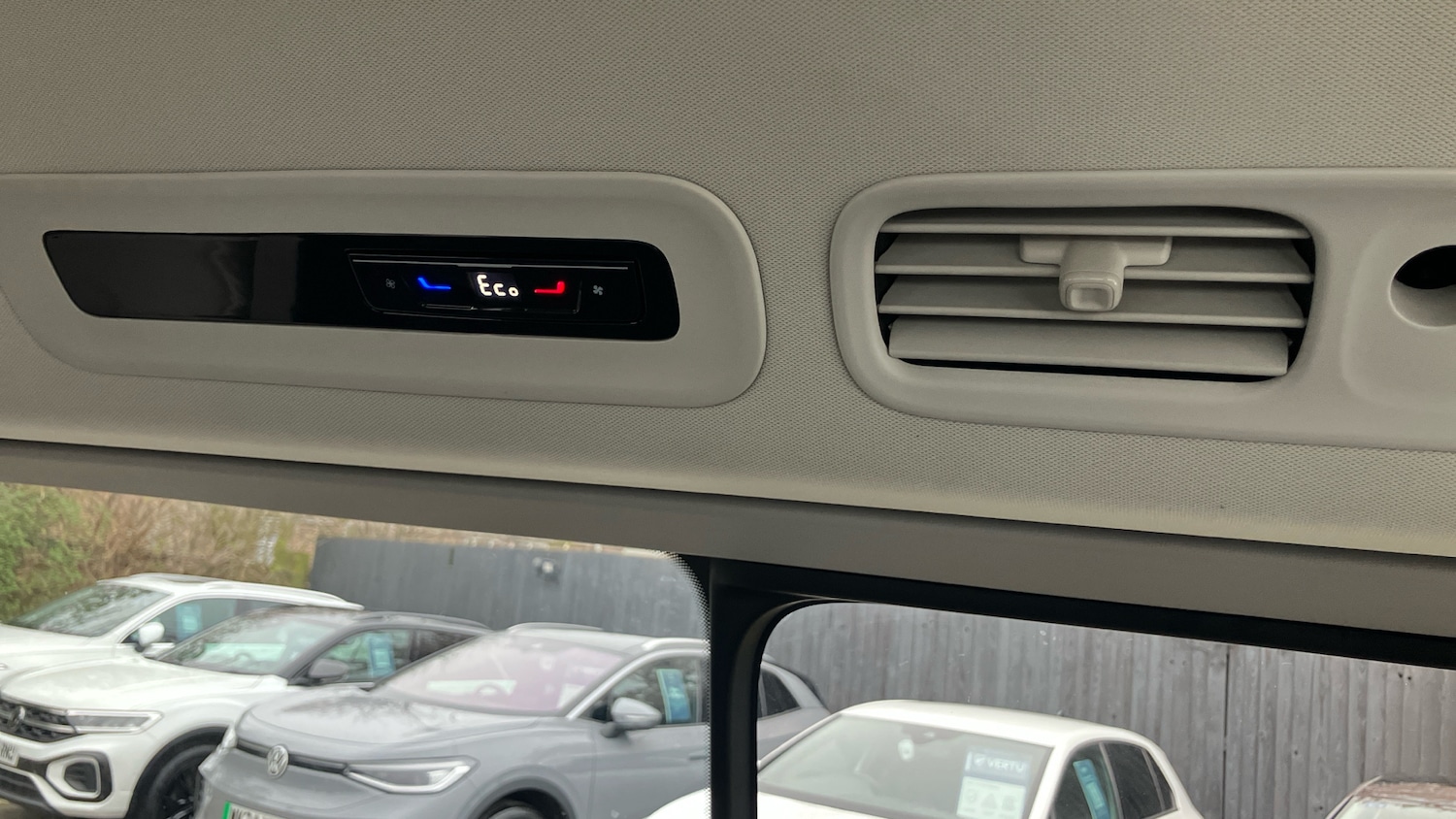 Used Volkswagen ID.Buzz 2024 for sale - 78198687: Photo 25