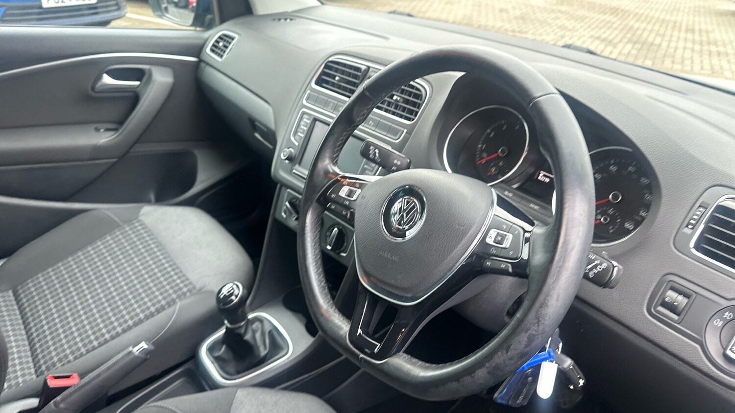 Used Volkswagen Polo 2017 for sale - 77493214: Photo 11