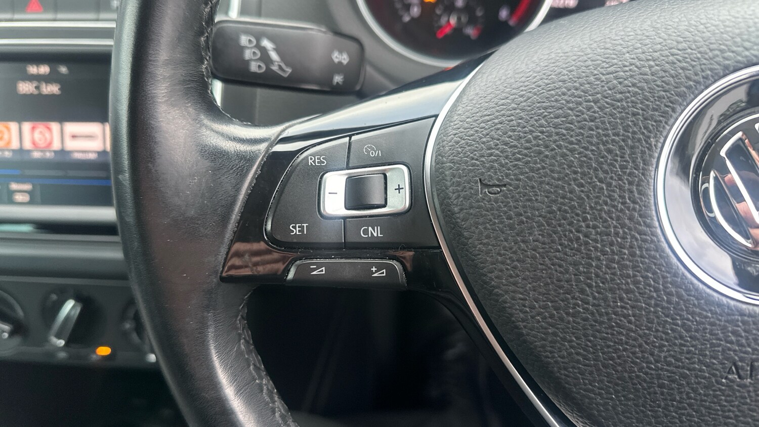 Used Volkswagen Polo 2017 for sale - 77493214: Photo 38