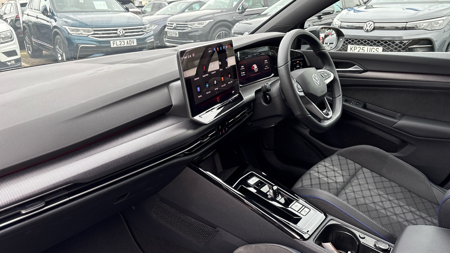 Used Volkswagen Golf 2025 for sale - 77732305: Photo 2