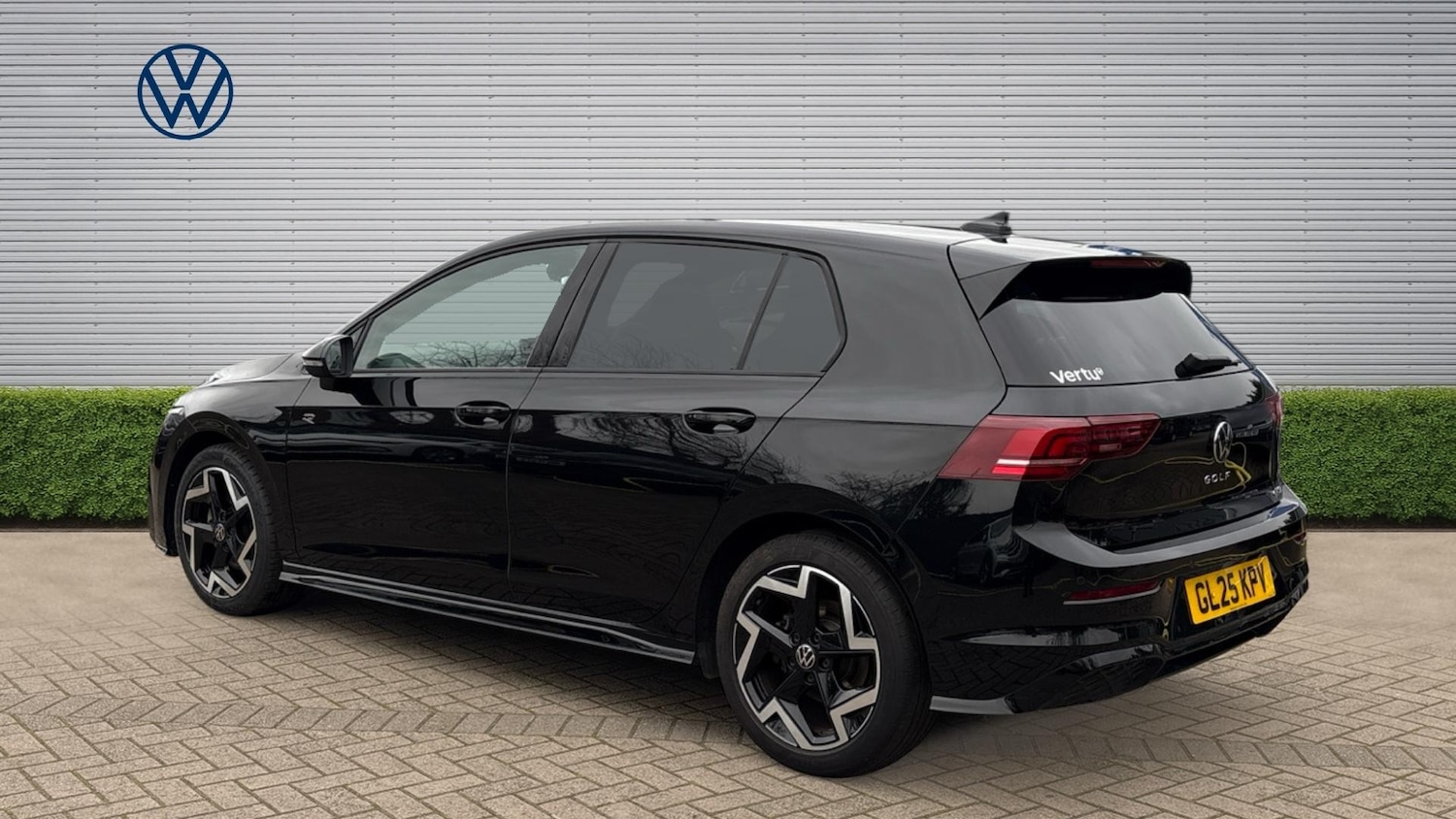 Used Volkswagen Golf 2025 for sale - 77732305: Photo 3