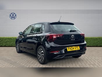 Used Volkswagen Polo 2024 for sale - 79580219: Photo