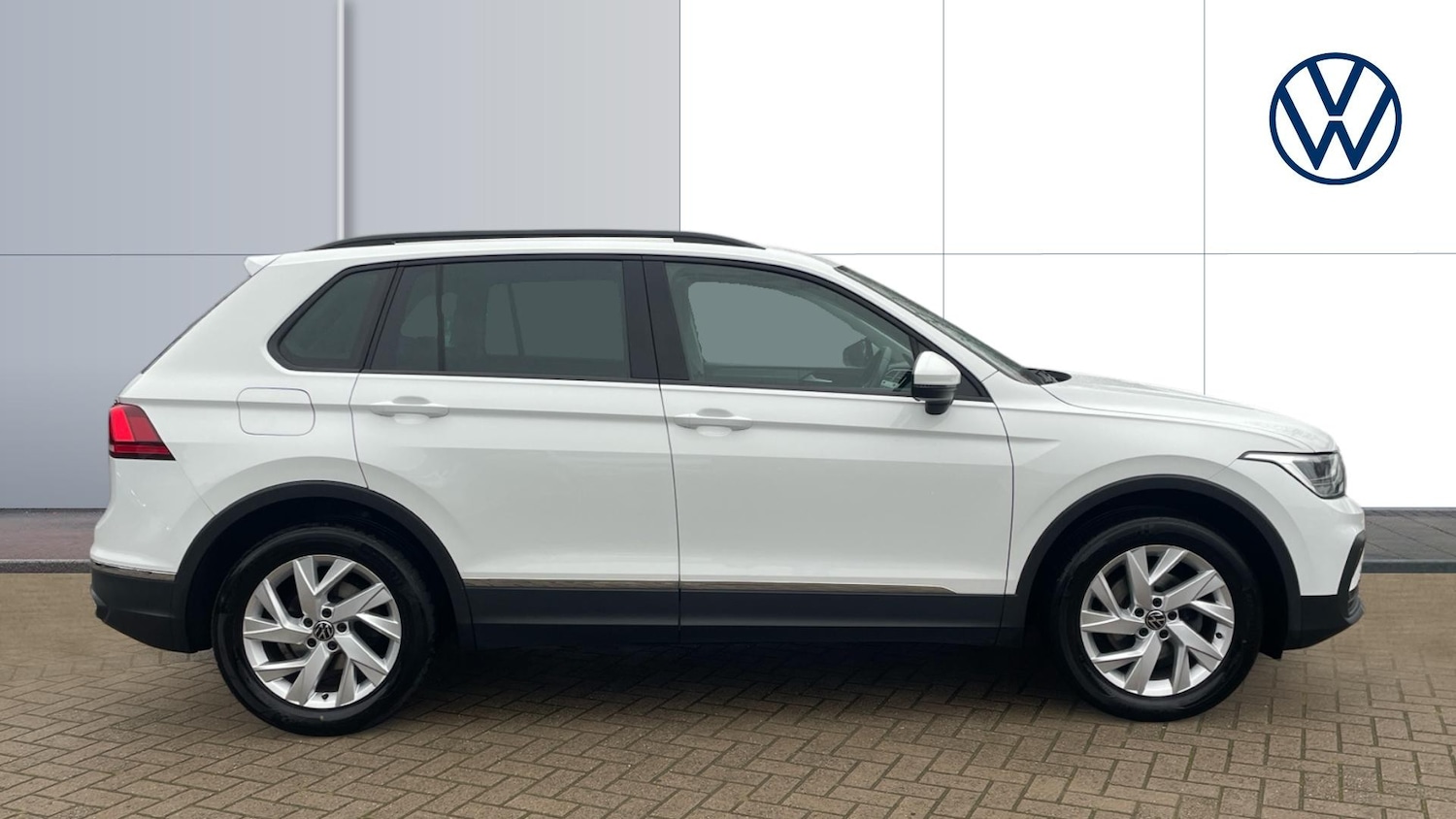 Used Volkswagen Tiguan 2022 for sale - 77545679: Photo 4