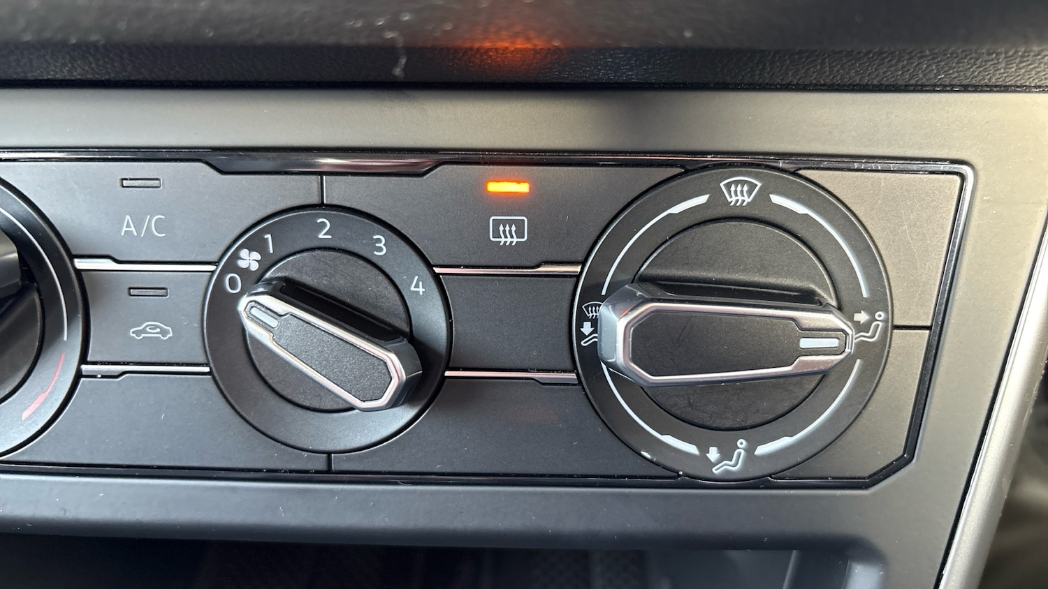 Used Volkswagen Polo 2024 for sale - 77732281: Photo 28