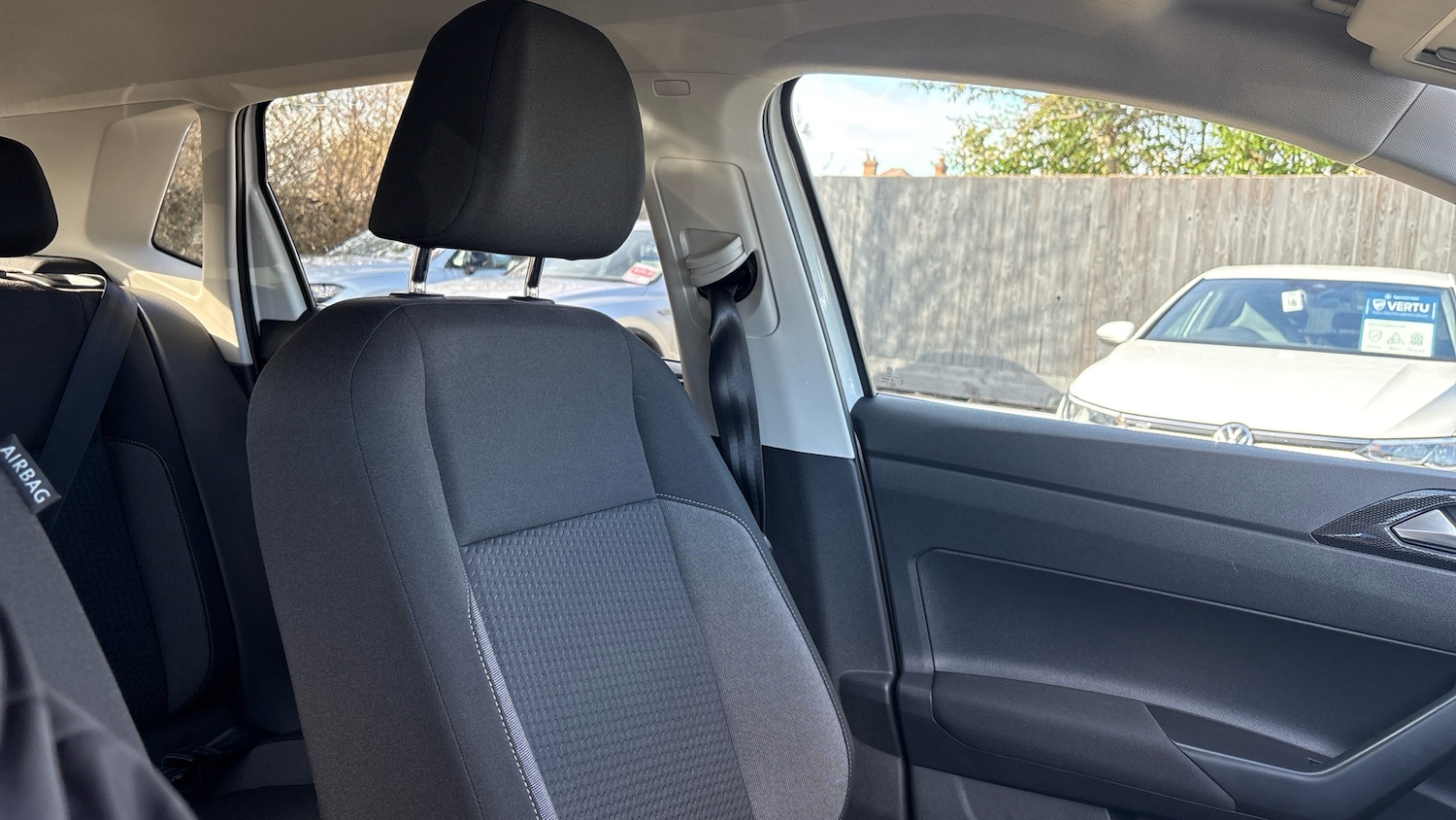 Used Volkswagen Polo 2024 for sale - 77732281: Photo 35