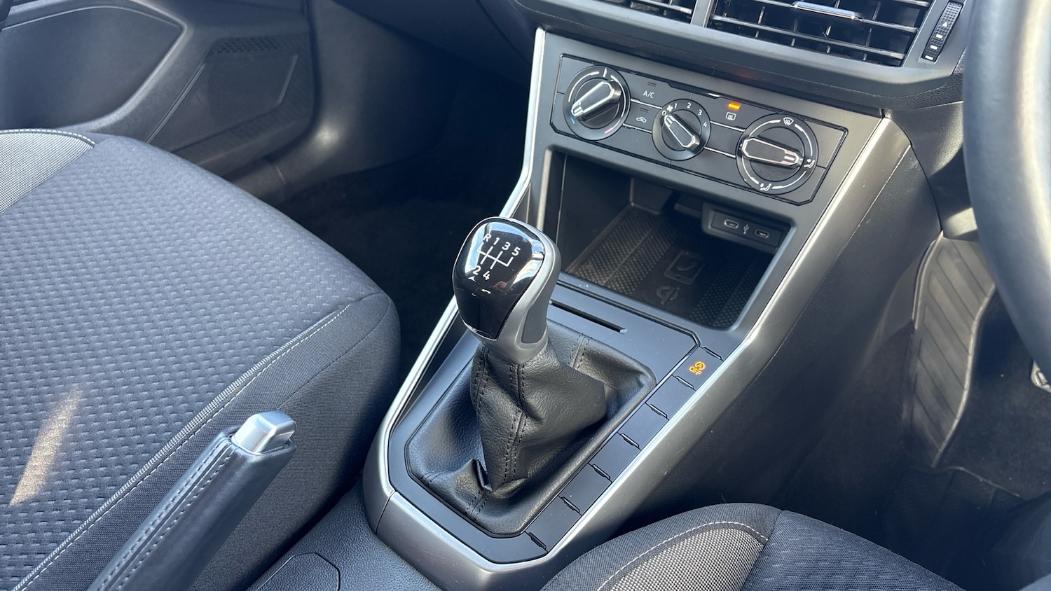 Used Volkswagen Polo 2024 for sale - 77732281: Photo 36