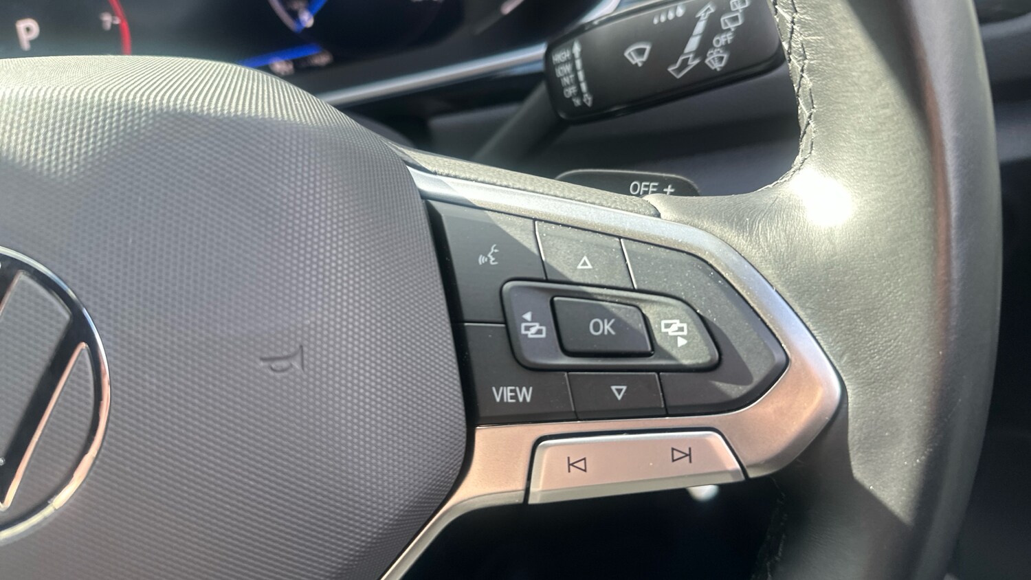 Used Volkswagen T-Roc 2024 for sale - 77931534: Photo 18