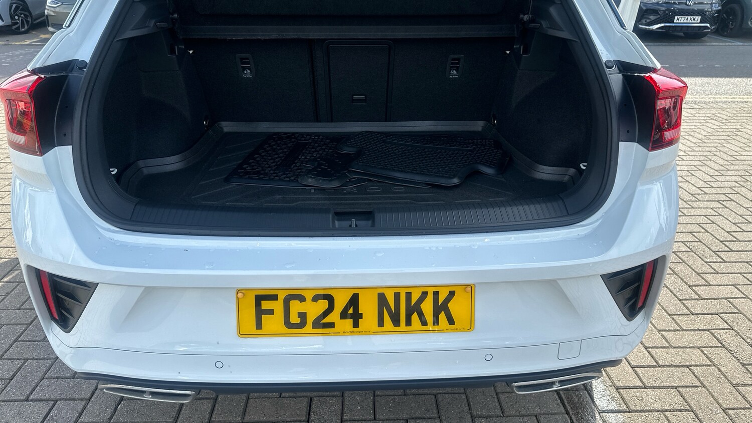 Used Volkswagen T-Roc 2024 for sale - 77931534: Photo 20