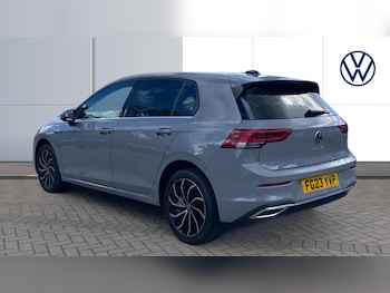 Used Volkswagen Golf 2023 for sale - 75959430: Photo