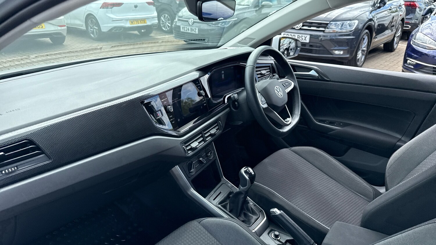 Used Volkswagen Polo 2022 for sale - 76602174: Photo 2