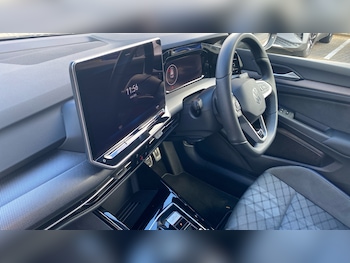 Used Volkswagen Golf 2025 for sale - 78316523: Photo