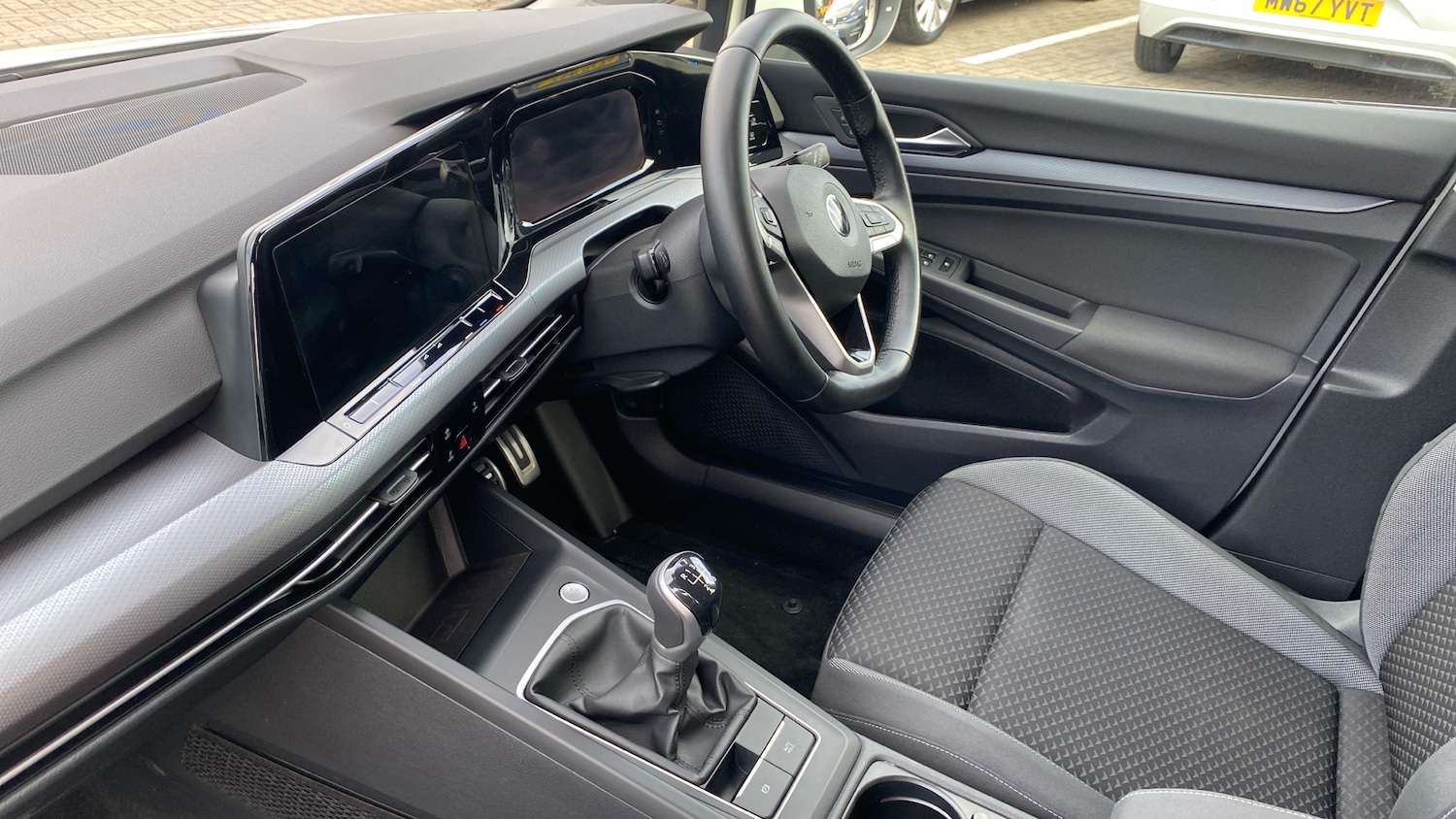 Used Volkswagen Golf 2022 for sale - 76157077: Photo 2