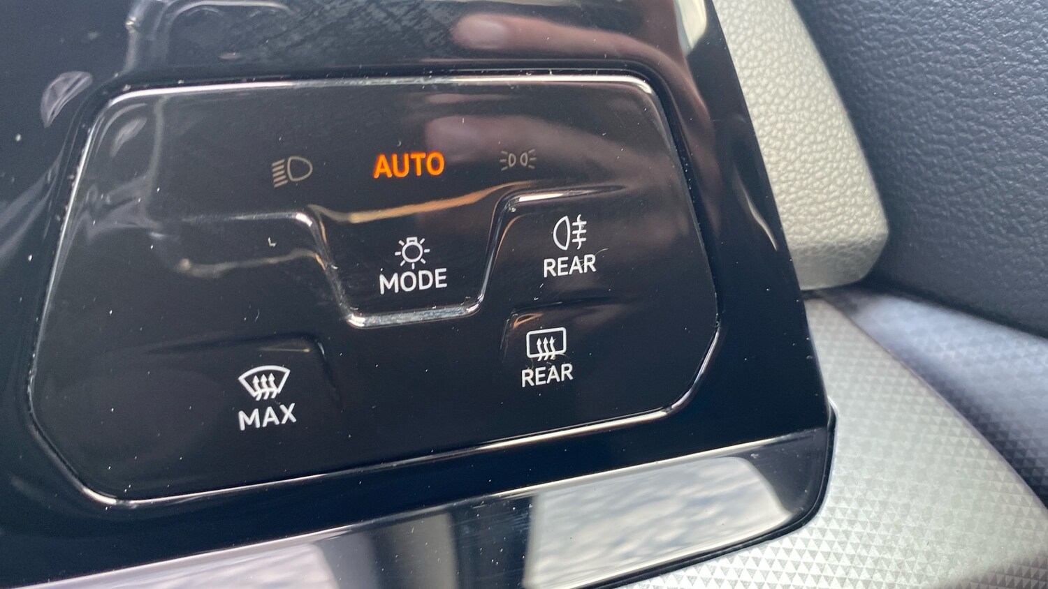 Used Volkswagen Golf 2022 for sale - 76157077: Photo 43