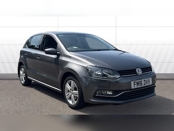 Used Volkswagen Polo 2016 for sale - 78654860: Photo