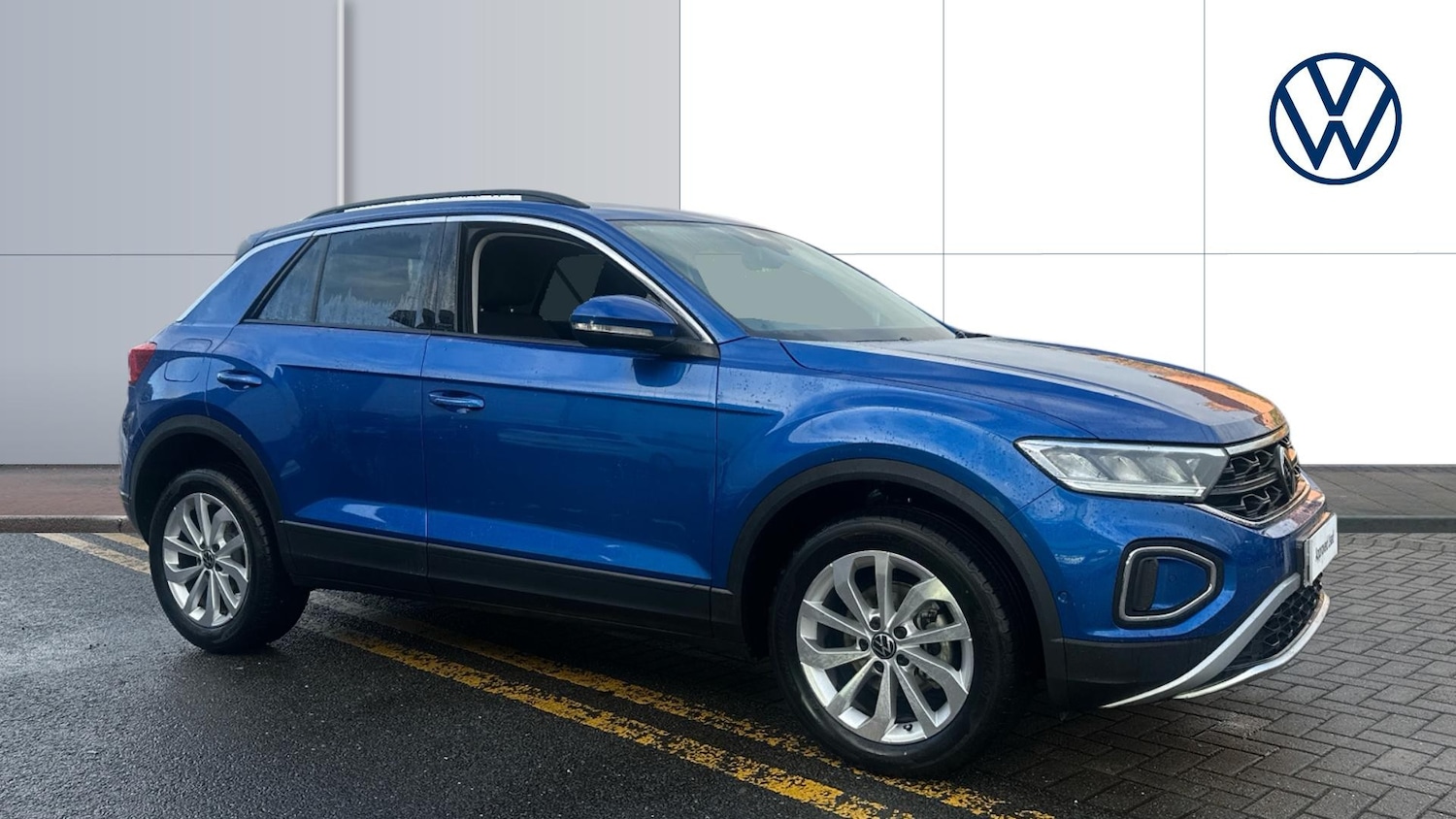 Used Volkswagen T-Roc 2025 for sale - 76859079: Photo 1