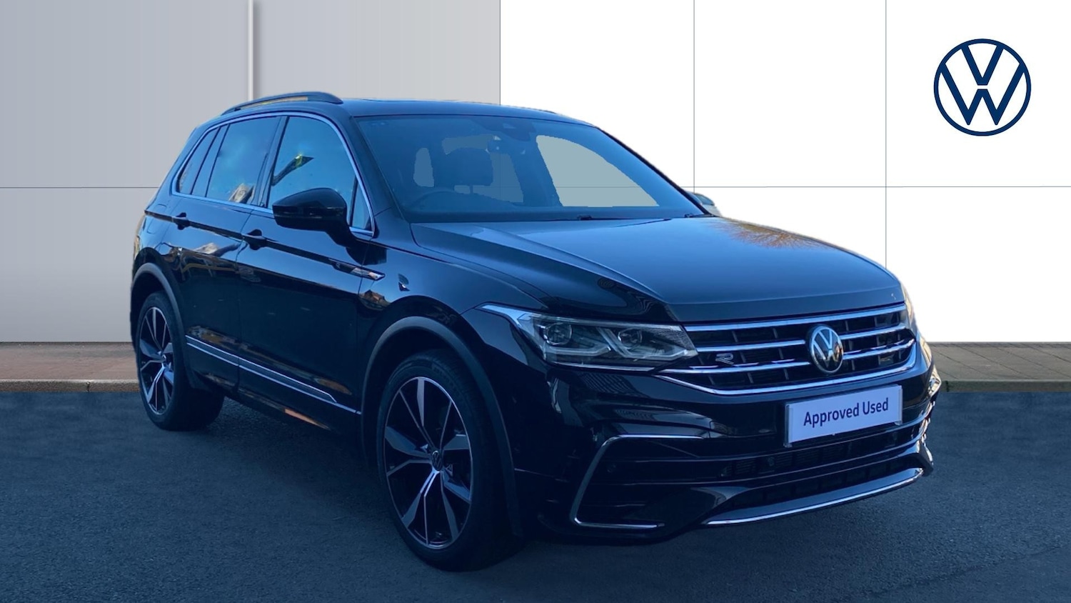 Used Volkswagen Tiguan 2021 for sale - 76611567: Photo 1
