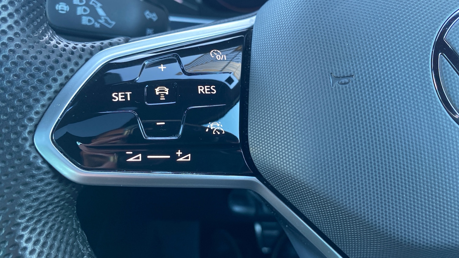 Used Volkswagen Tiguan 2021 for sale - 76611567: Photo 17