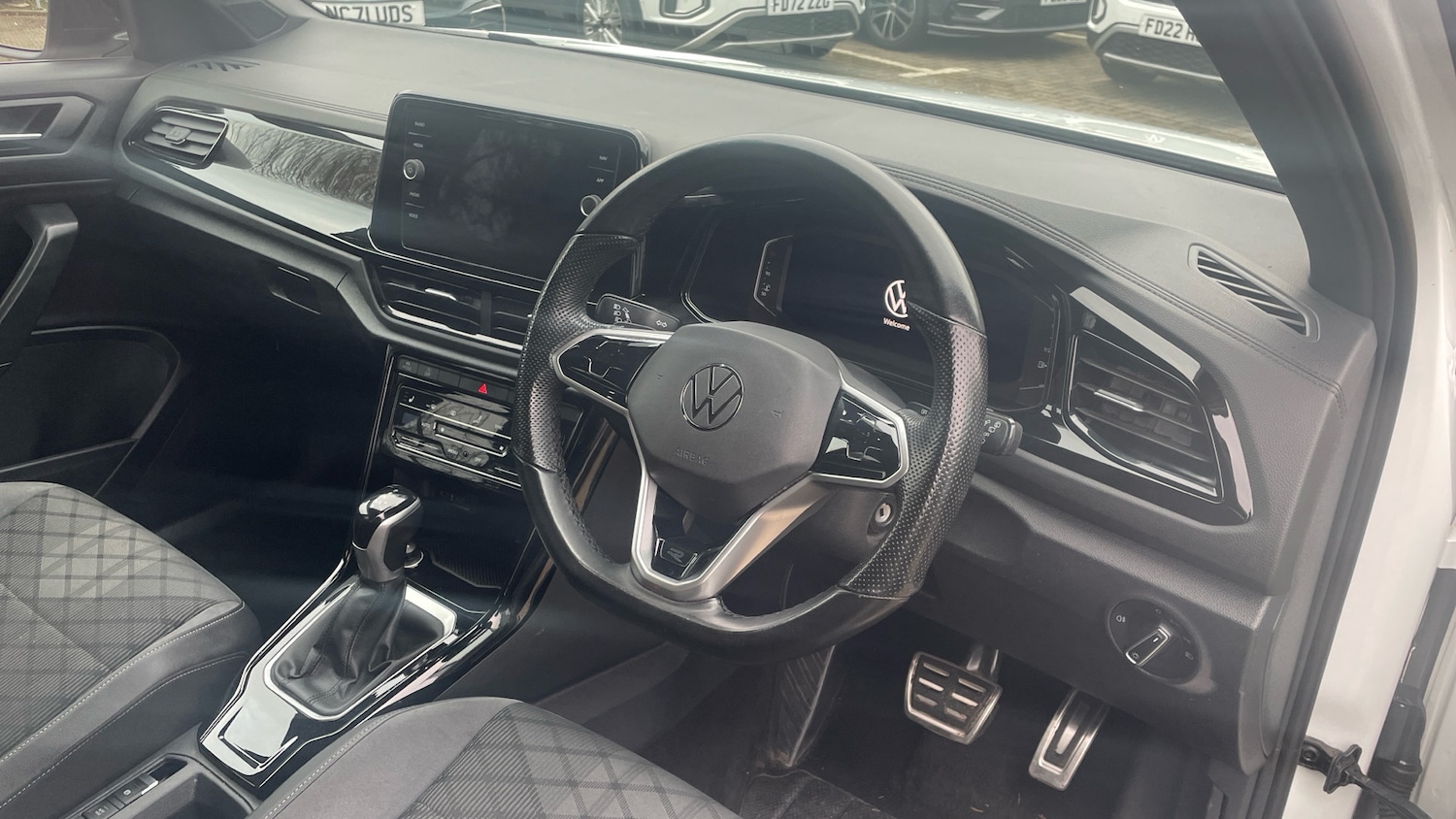 Used Volkswagen T-Roc 2022 for sale - 77578646: Photo 6