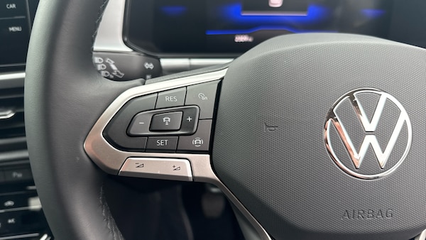 Used Volkswagen T-Roc 2025 for sale - 76253876: Photo 17