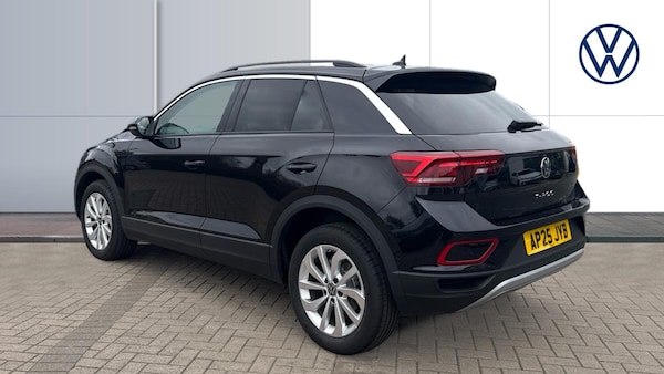 Used Volkswagen T-Roc 2025 for sale - 76253876: Photo 3