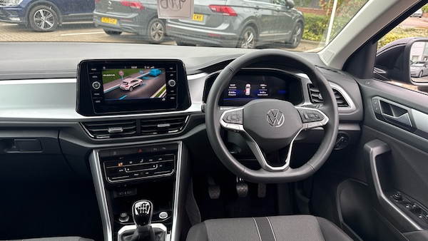 Used Volkswagen T-Roc 2025 for sale - 76253876: Photo 9