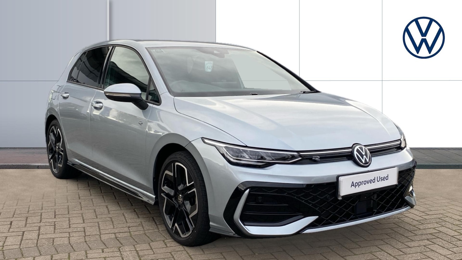 Used Volkswagen Golf 2025 for sale - 76477803: Photo 1