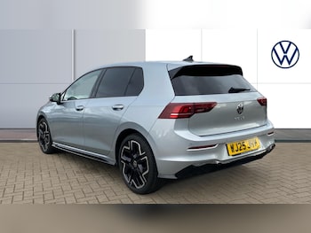 Used Volkswagen Golf 2025 for sale - 76477803: Photo