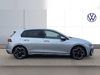 Used Volkswagen Golf 2025 for sale - 76477803: Photo