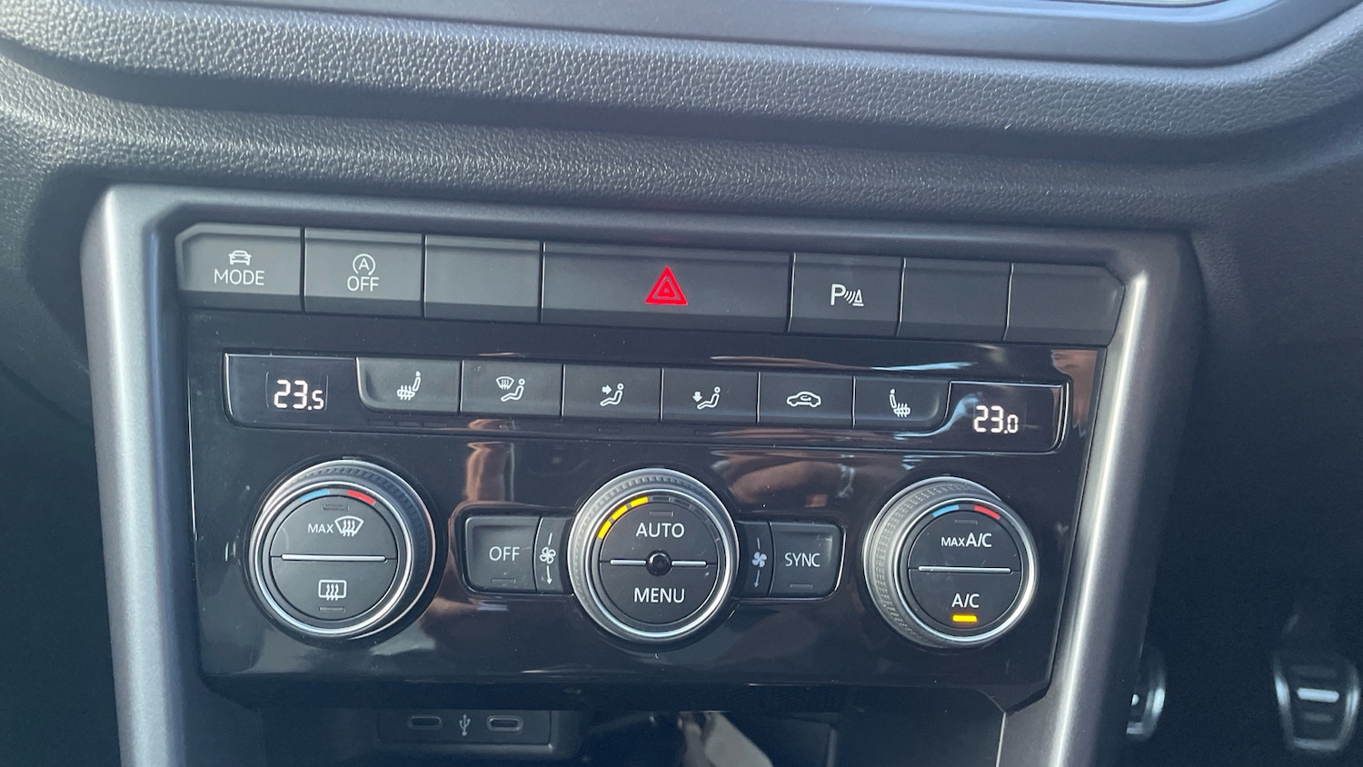 Used Volkswagen T-Roc 2021 for sale - 76578092: Photo 13