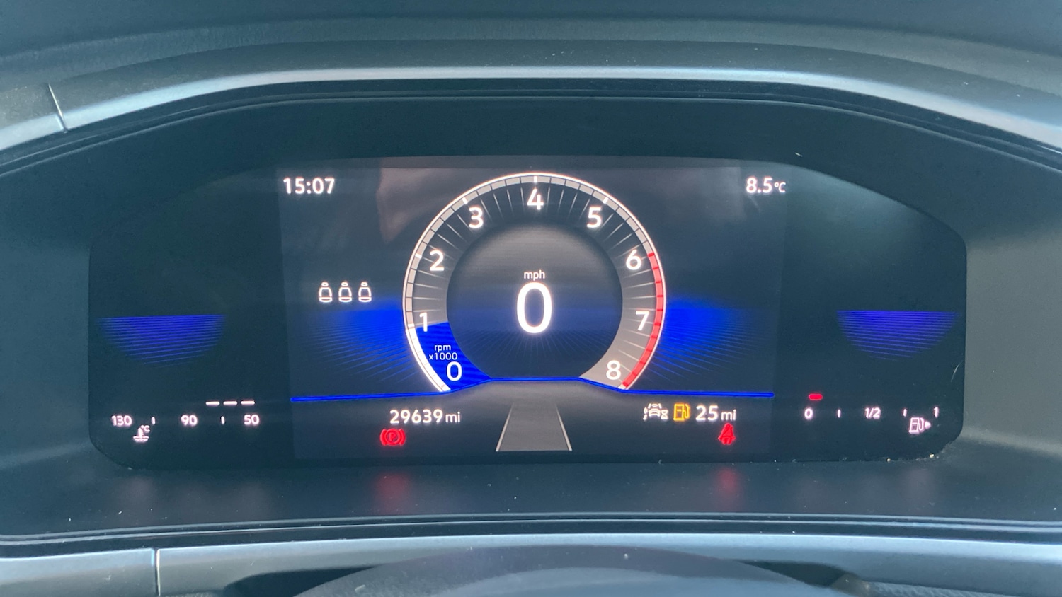 Used Volkswagen T-Roc 2023 for sale - 76980746: Photo 11