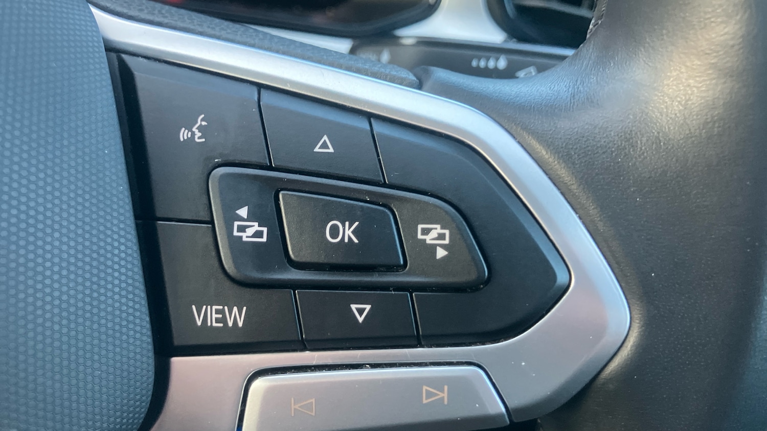 Used Volkswagen T-Roc 2023 for sale - 76980746: Photo 18