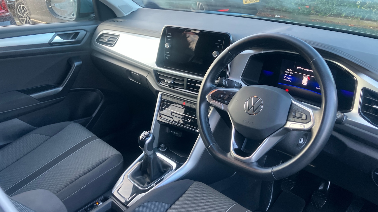 Used Volkswagen T-Roc 2023 for sale - 76980746: Photo 6